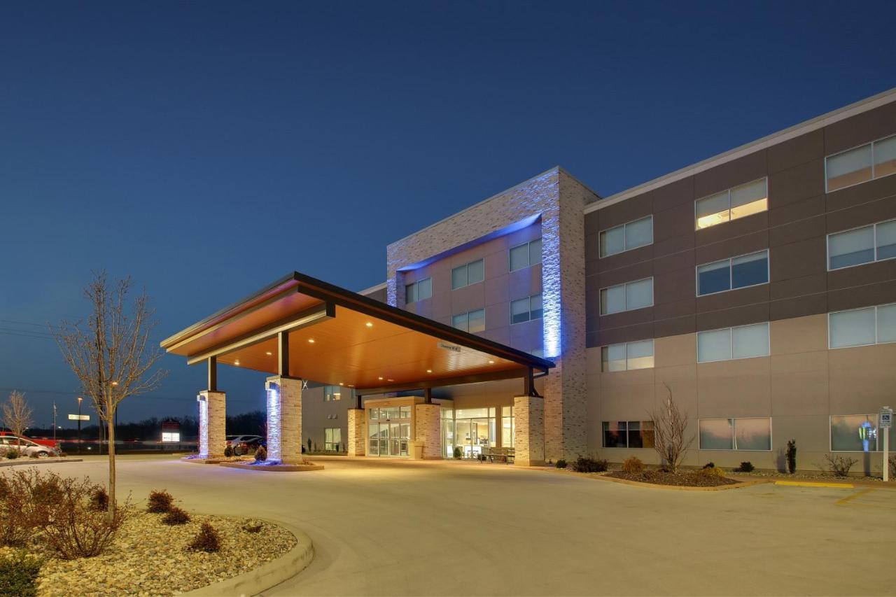 Holiday Inn Express & Suites - Mount Vernon By Ihg Buitenkant foto