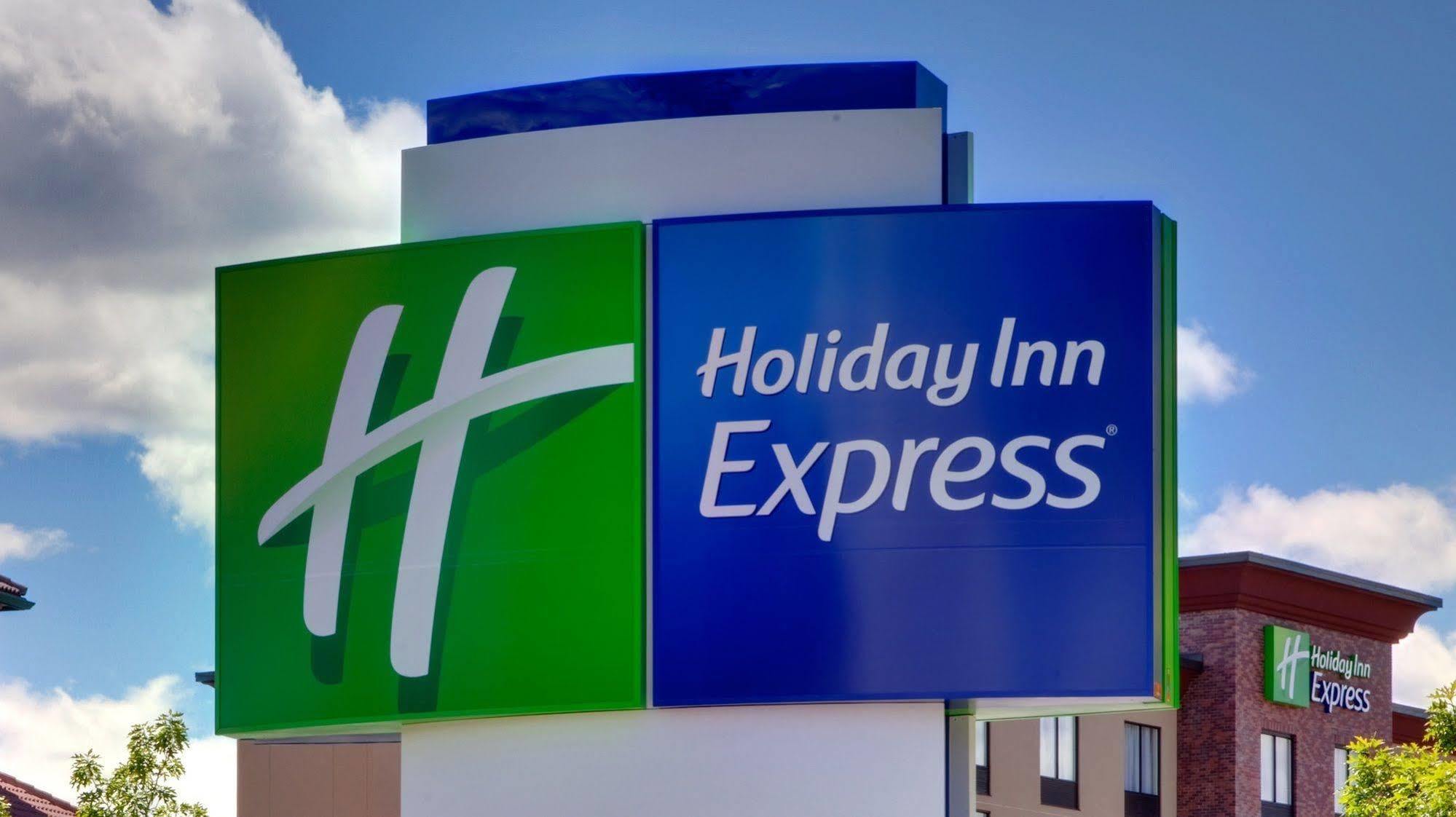 Holiday Inn Express & Suites - Mount Vernon By Ihg Buitenkant foto